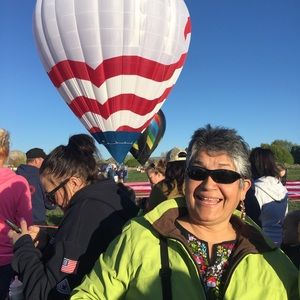 Meet your Posher, Laura